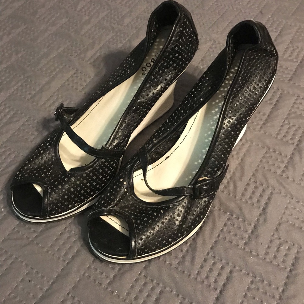 Bamboo Vintage Wedges